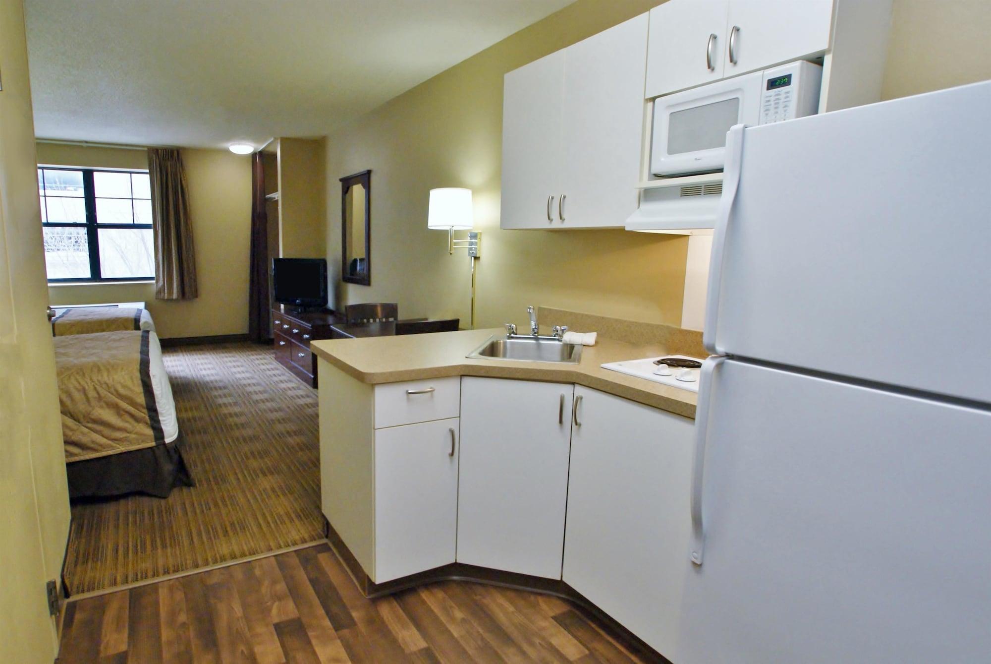 Extended Stay America Suites - Rockford - I-90 Bagian luar foto