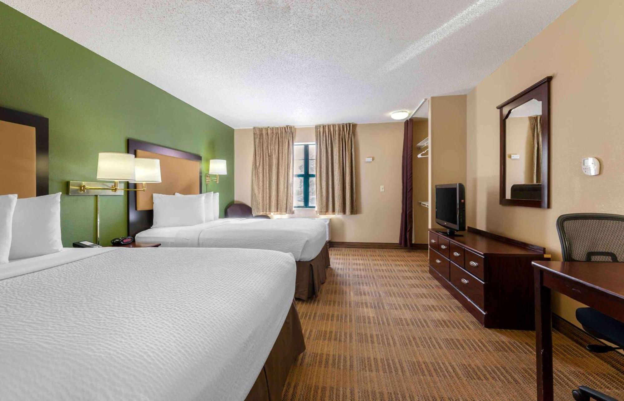 Extended Stay America Suites - Rockford - I-90 Bagian luar foto
