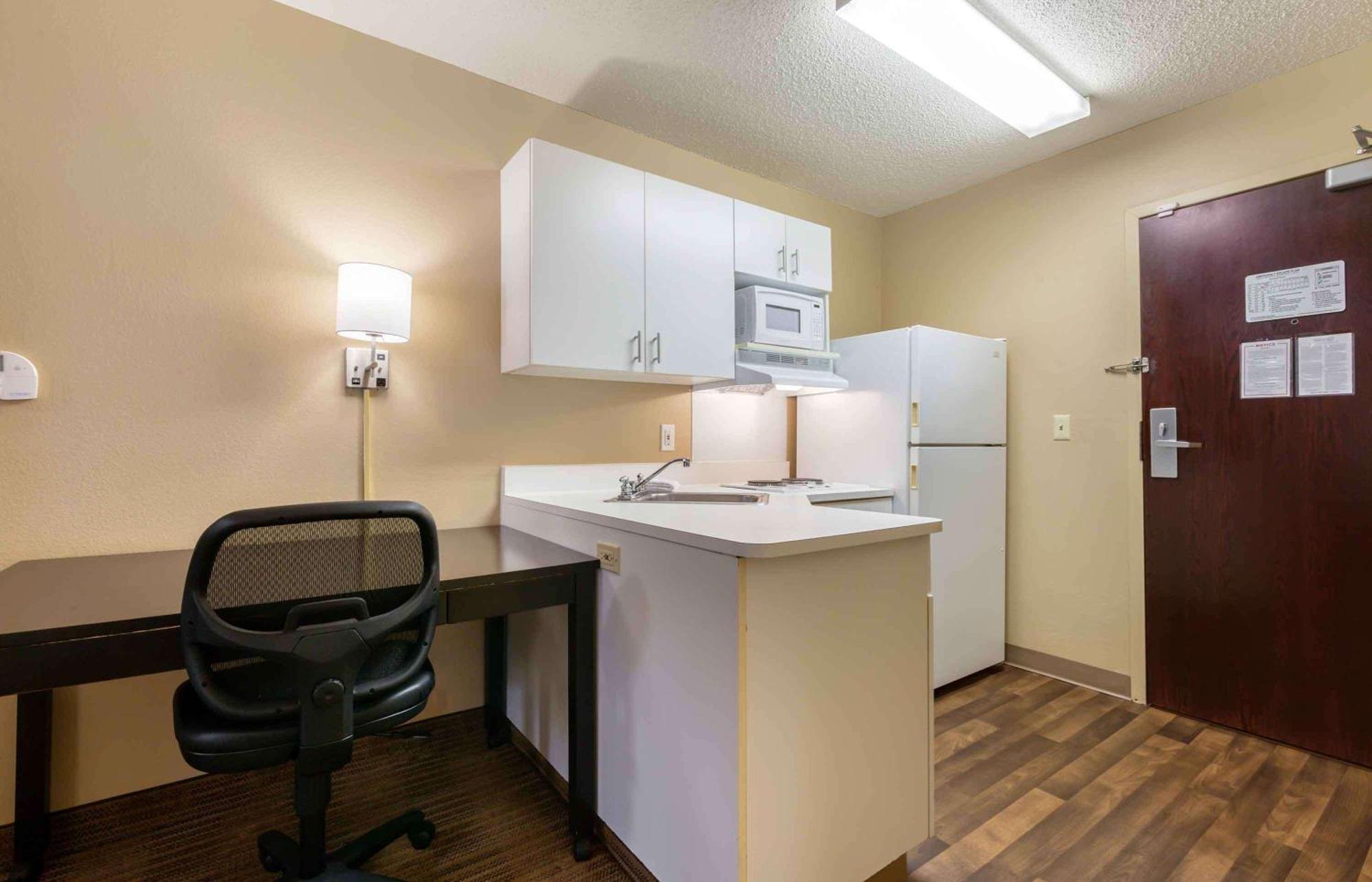 Extended Stay America Suites - Rockford - I-90 Bagian luar foto