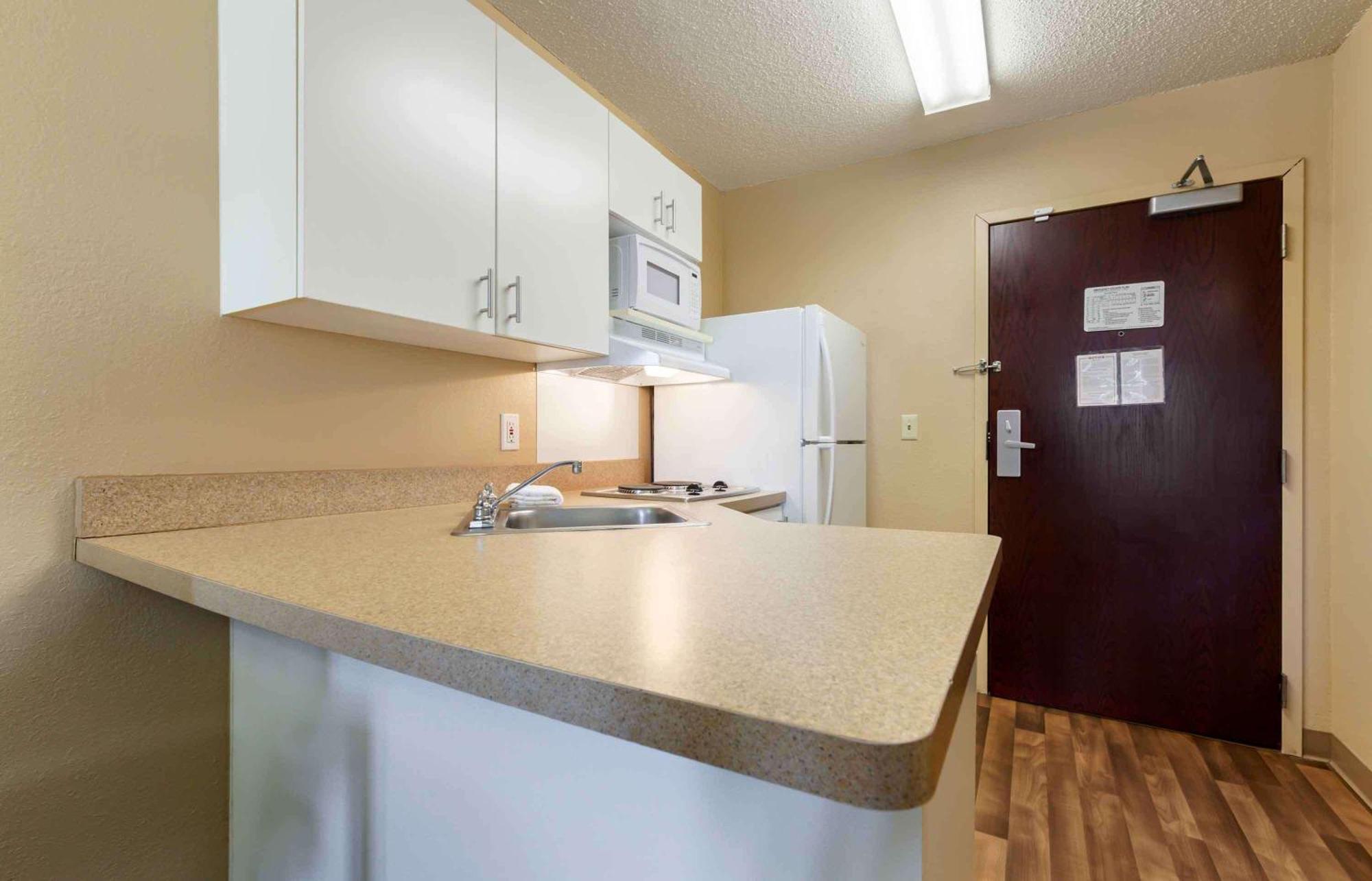 Extended Stay America Suites - Rockford - I-90 Bagian luar foto