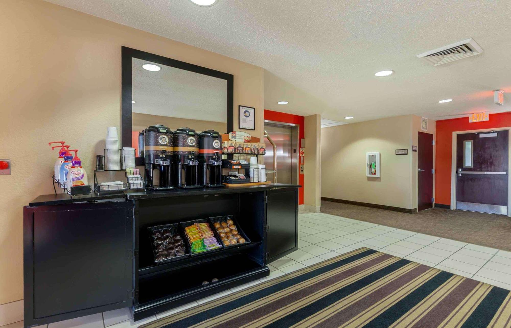 Extended Stay America Suites - Rockford - I-90 Bagian luar foto