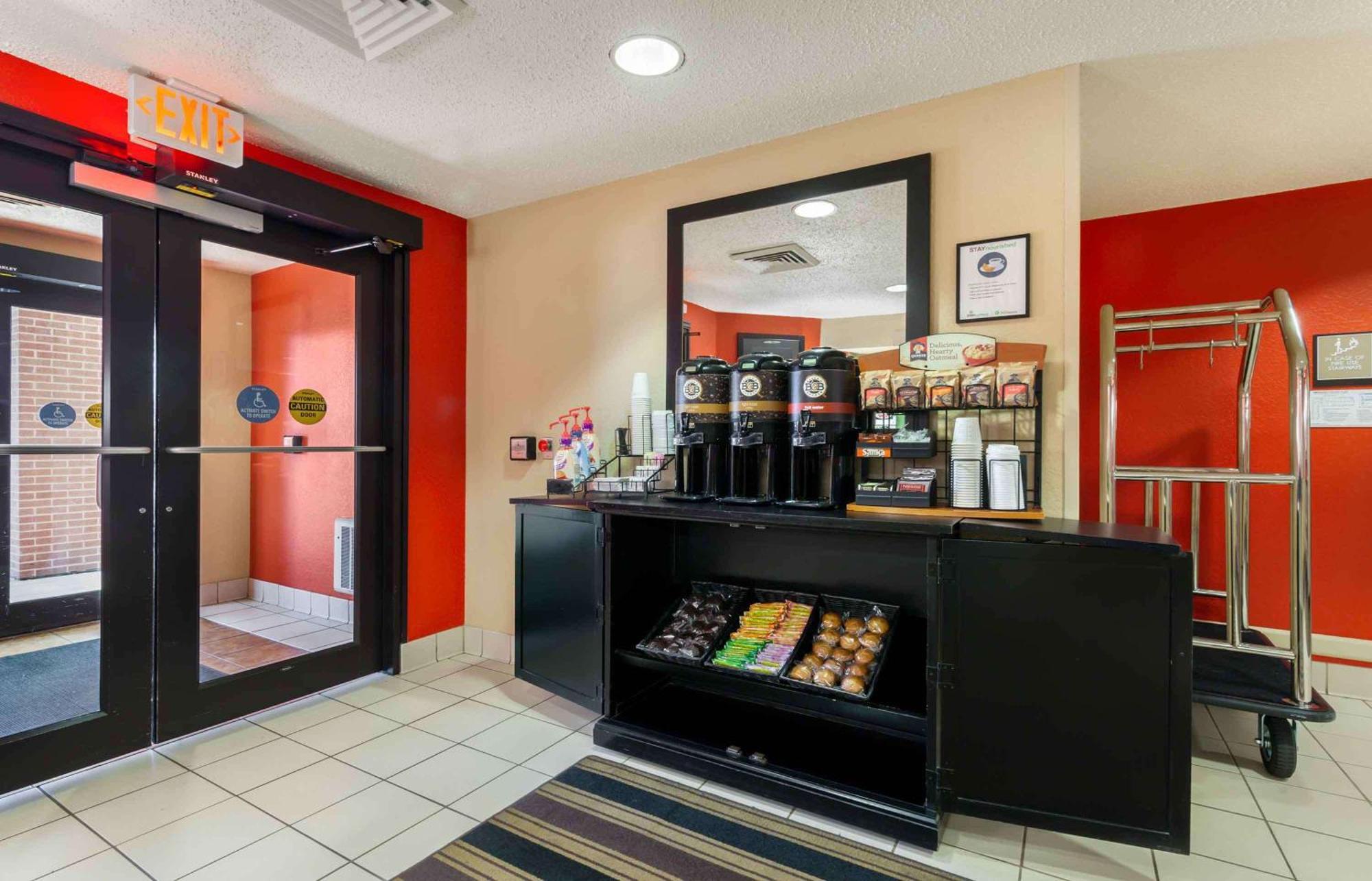 Extended Stay America Suites - Rockford - I-90 Bagian luar foto