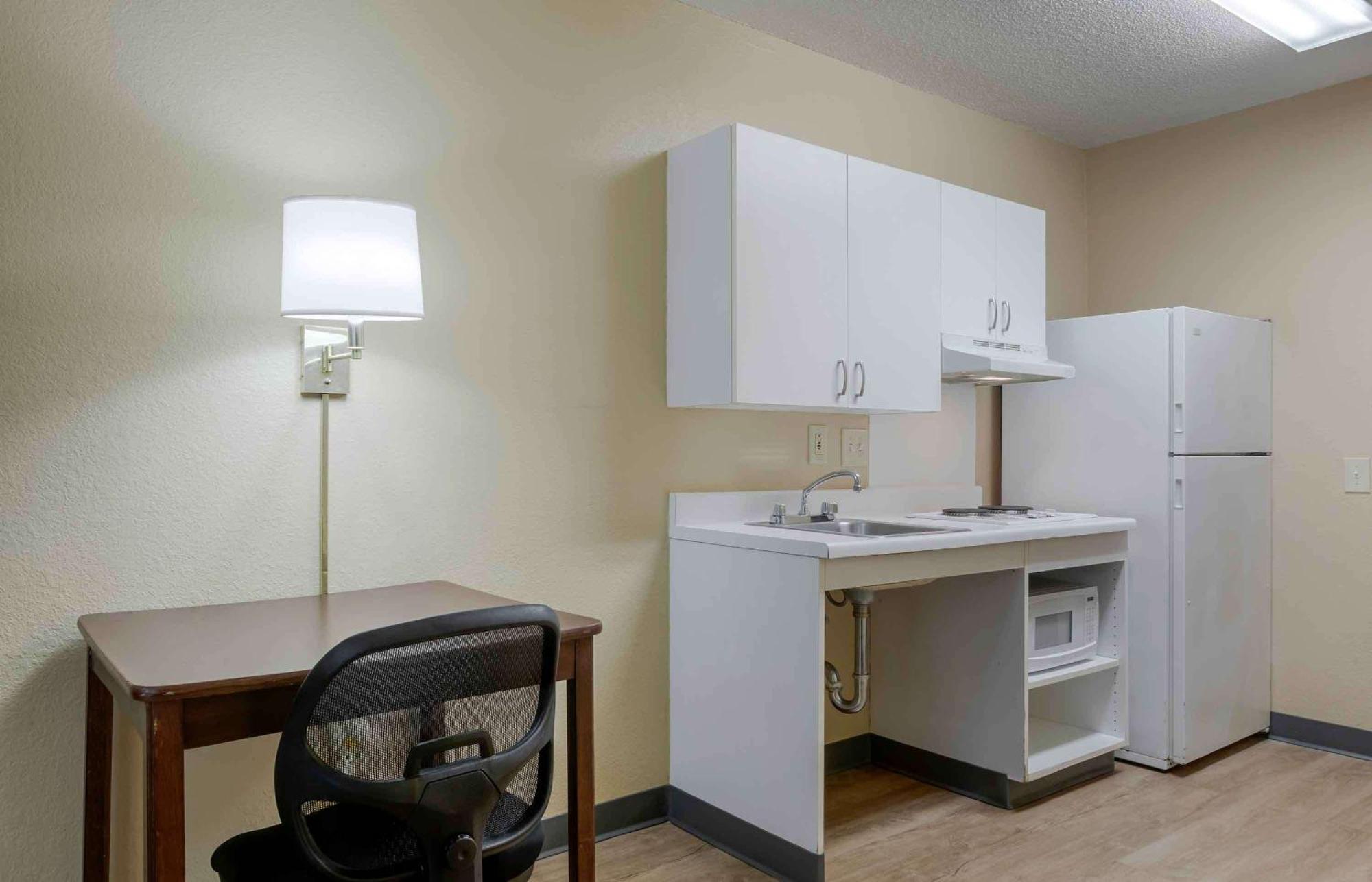 Extended Stay America Suites - Rockford - I-90 Bagian luar foto